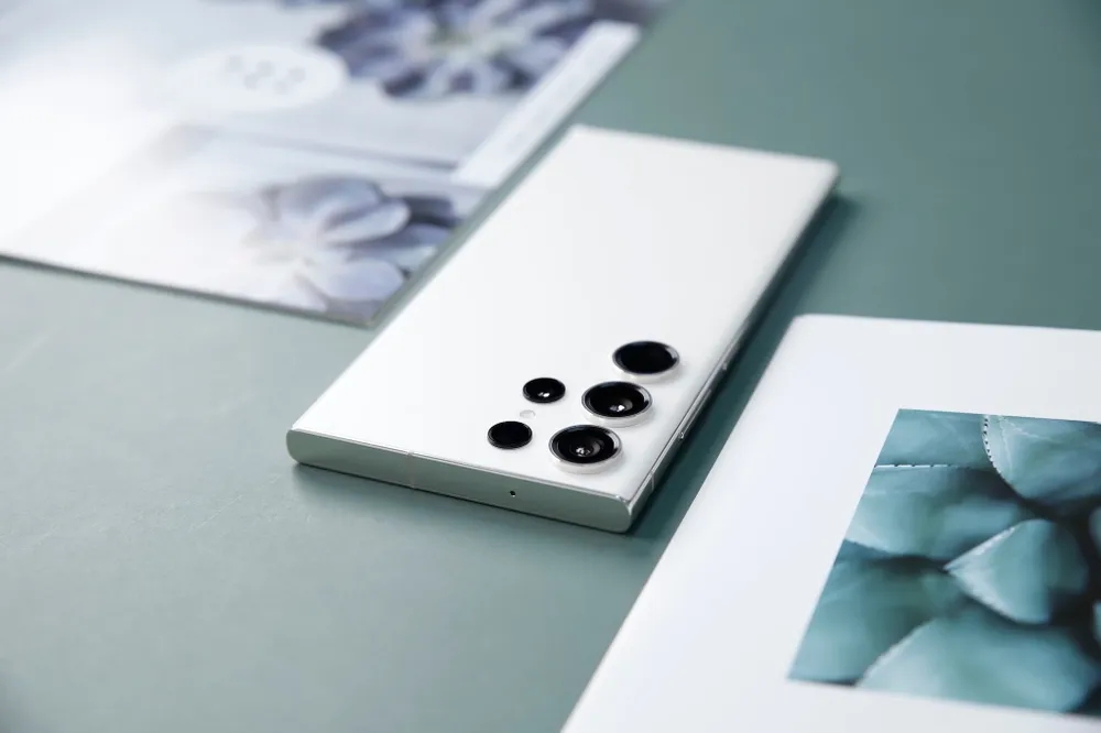 Samsung Galaxy S23 Ultra nổi bật với khả năng zoom xa. 