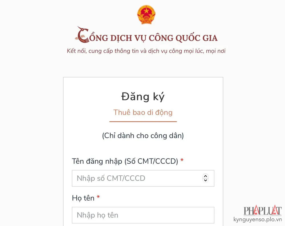 Đăng ký tài khoản trên cổng Dịch vụ công Quốc gia. Ảnh: MINH HOÀNG