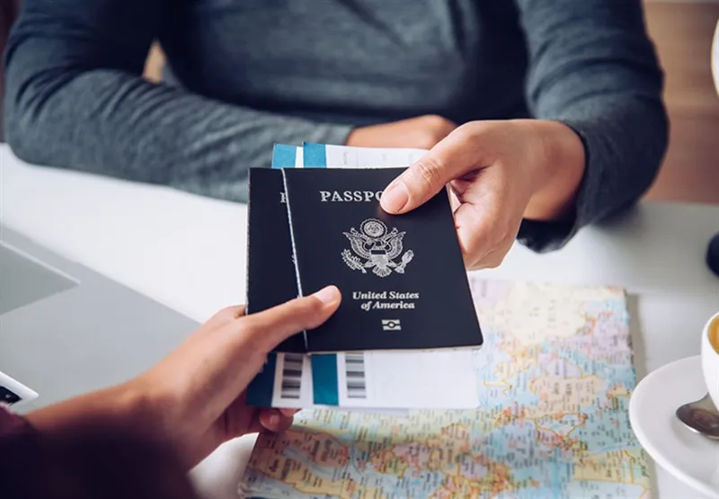 hộ chiếu gắn chip là gì