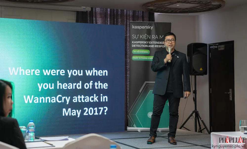 Đại diện Kaspersky chia sẻ về Ransomware 3.0. Ảnh: TIỂU MINH