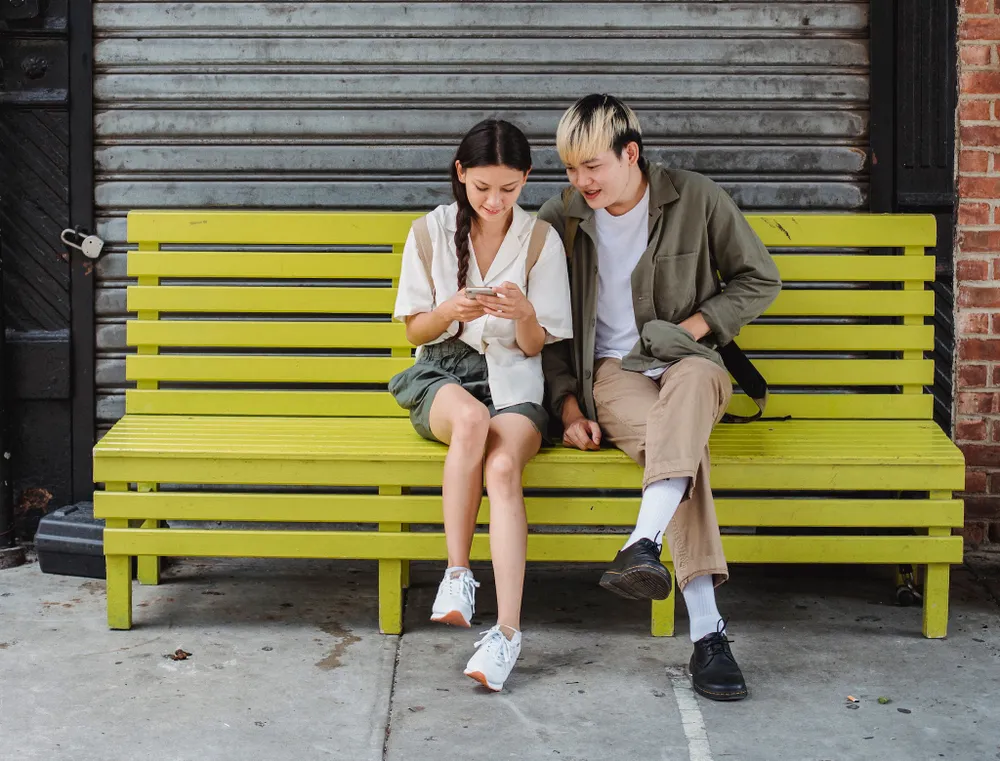 mạng xã hội giúp kết nối mọi người