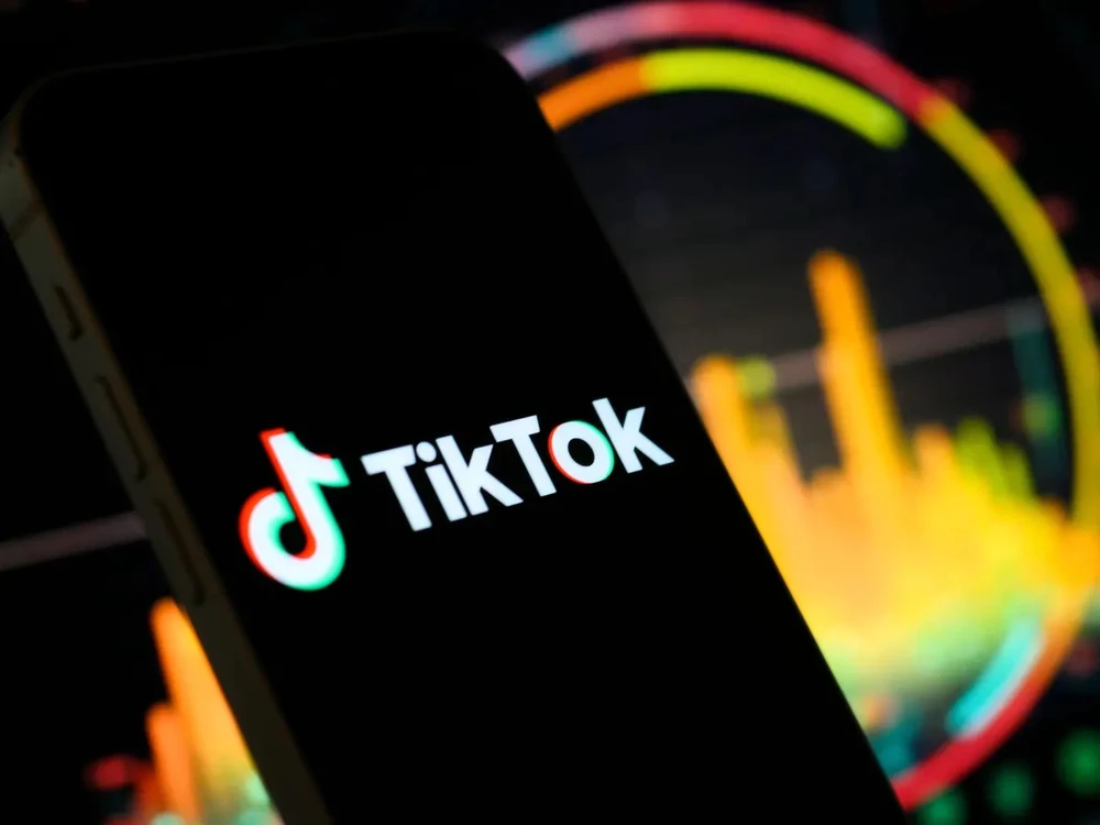 tiktok bị phạt tại Anh