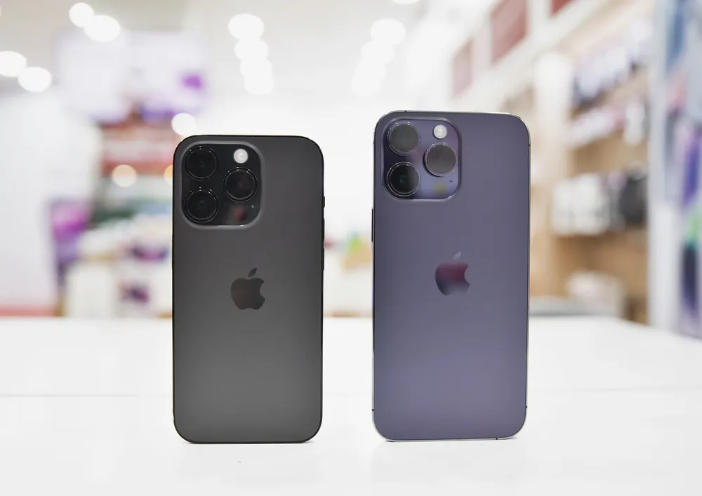 nhieu-khach-hang-lo-lang-khi-mua-dien-thoai-gia-re Nhiều khách hàng vẫn lo lắng khi mua điện thoại dù giá bán đang giảm sâu.