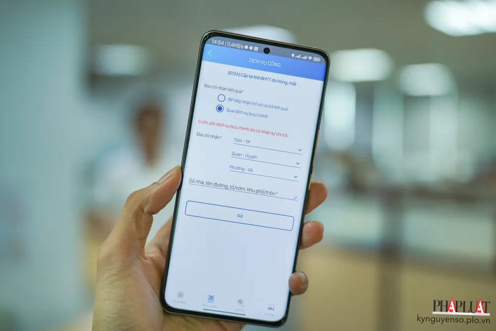 Cách làm lại thẻ BHYT online. Ảnh: MINH HOÀNG
