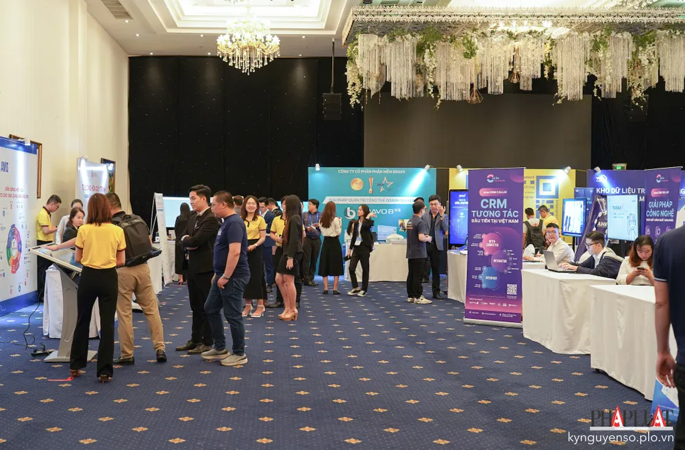 nhieu-giai-phap-chuyen-doi-so-ho-tro-cac-doanh-nghiep Nhiều giải pháp hỗ trợ chuyển đổi số được trình diễn tại sự kiện Biztech Vietnam 2023. Ảnh: TIỂU MINH