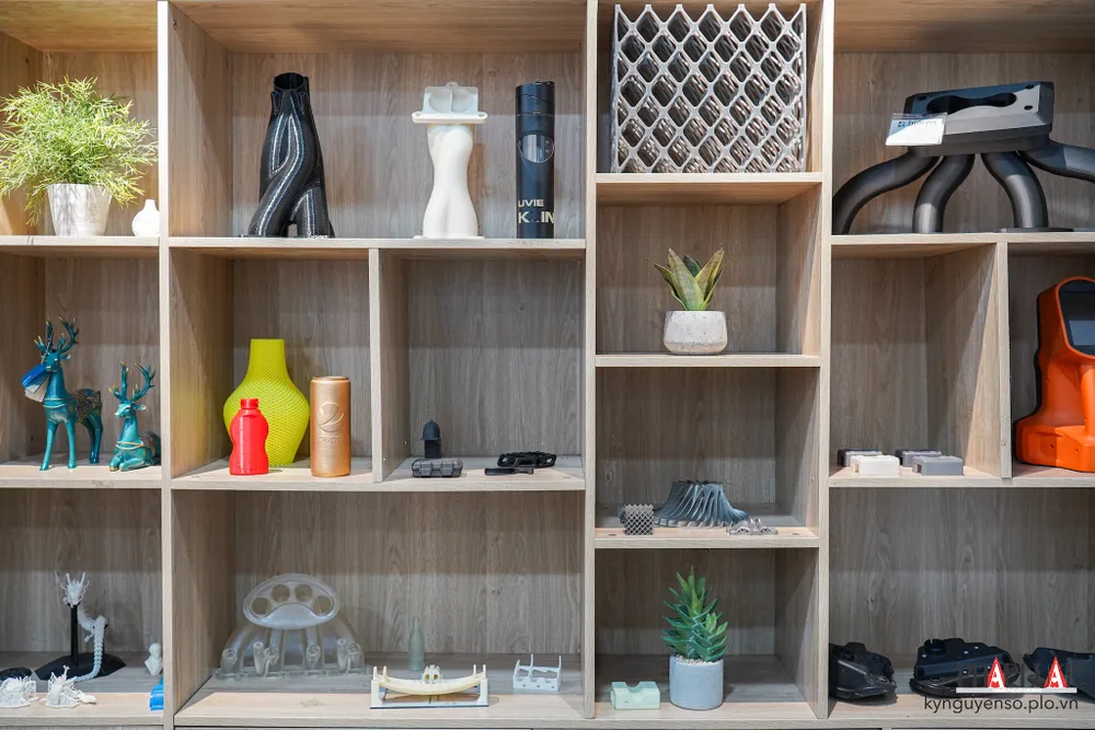 Một số sản phẩm in bằng công nghệ 3D. Ảnh: TIỂU MINH