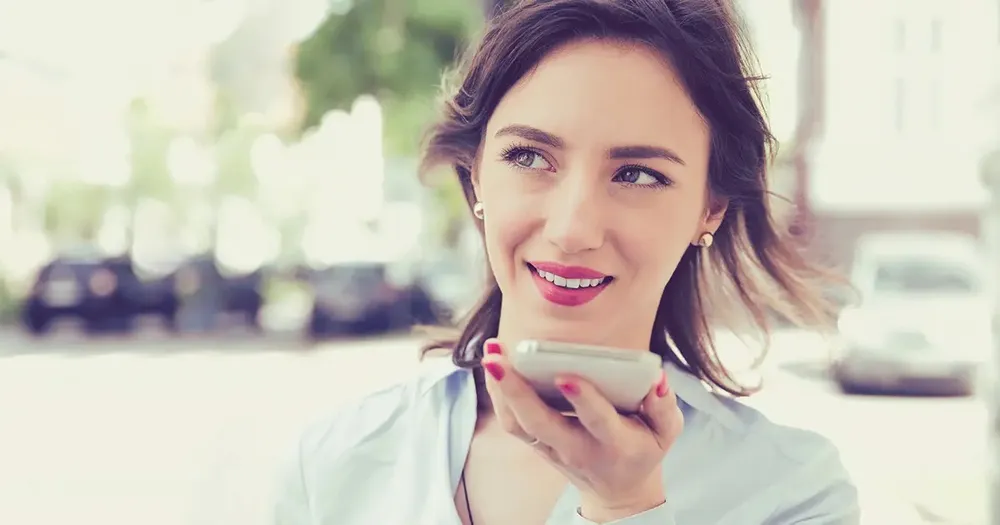 Cẩn trọng chiêu lừa giả giọng nói. Ảnh: Pexels