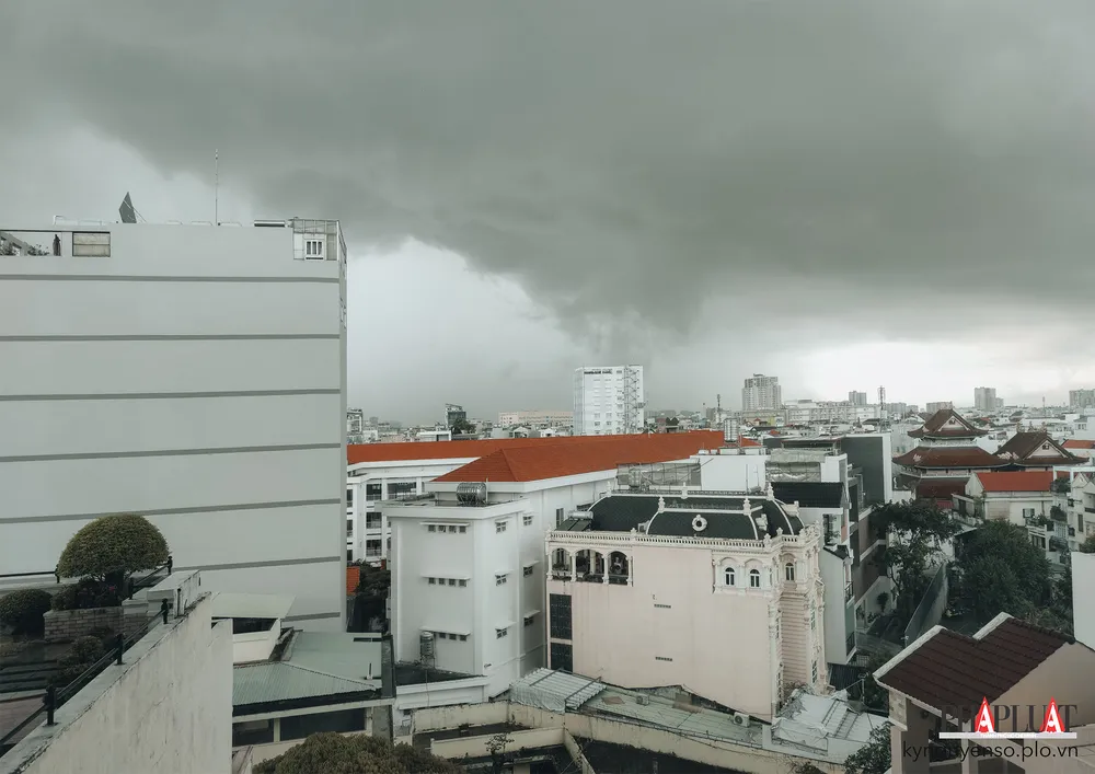 Dự báo giông sét, lũ quét, sạt lở đất bằng iweather. Ảnh: MINH HOÀNG