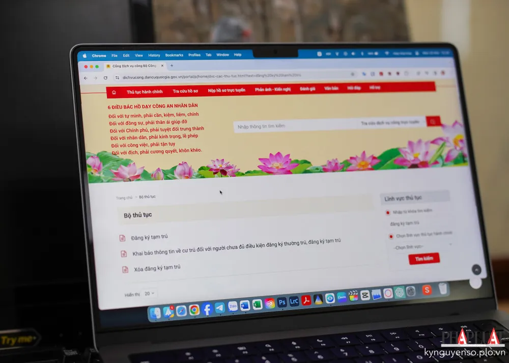 Website cổng dịch vụ công Bộ Công an. Ảnh: TIỂU MINH