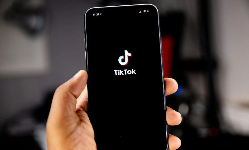 Tin công nghệ 24-1: TikTok sa thải nhân viên trong nỗ lực tái tổ chức. Tin công nghệ 24-1: TikTok sa thải nhân viên trong nỗ lực tái tổ chức.