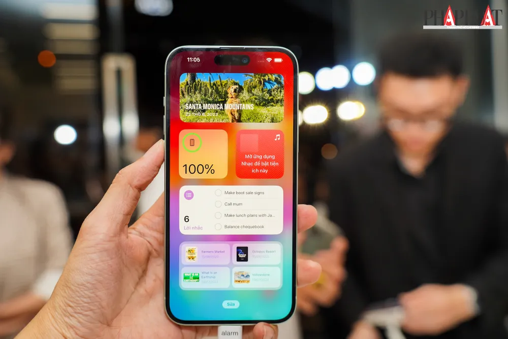 Tin công nghệ 13-8: Người dùng iPhone sắp có thể ghi âm cuộc gọi. Ảnh: TIỂU MINH Tin công nghệ 13-8: Người dùng iPhone sắp có thể ghi âm cuộc gọi. Ảnh: TIỂU MINH