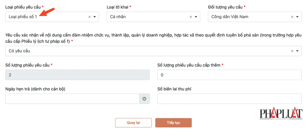 Chọn loại phiếu lý lịch tư pháp. Ảnh: MINH HOÀNG Chọn loại phiếu lý lịch tư pháp. Ảnh: MINH HOÀNG