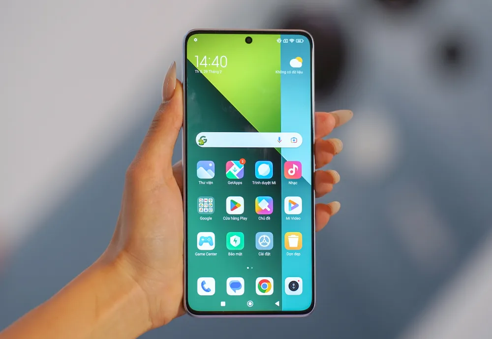 Xóa bớt các ứng dụng không cần thiết để điện thoại luôn chạy mượt mà. Ảnh: MINH HOÀNG Xóa bớt các ứng dụng không cần thiết để điện thoại luôn chạy mượt mà. Ảnh: MINH HOÀNG