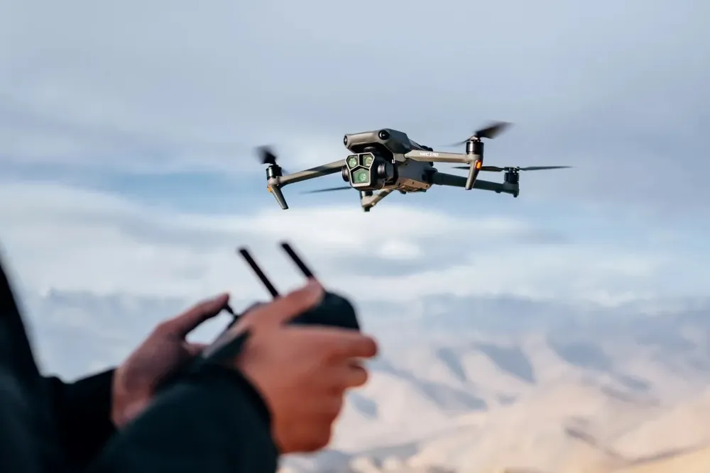 Máy bay không người lái của DJI có khả năng bị cấm tại Hoa Kỳ. Ảnh minh họa Máy bay không người lái của DJI có khả năng bị cấm tại Hoa Kỳ. Ảnh minh họa