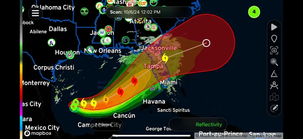 Theo dõi cơn bão Milton bằng ứng dụng RadarOmega. Ảnh: Jason Perlow/ZDNet