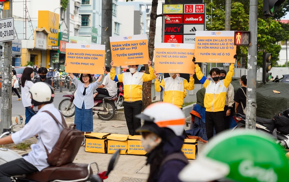 Tin công nghệ 22-12: Độc đáo chiến dịch tuyển dụng việc làm.