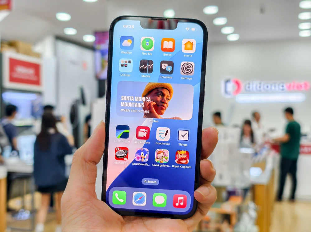 iphone-16e-7.jpg