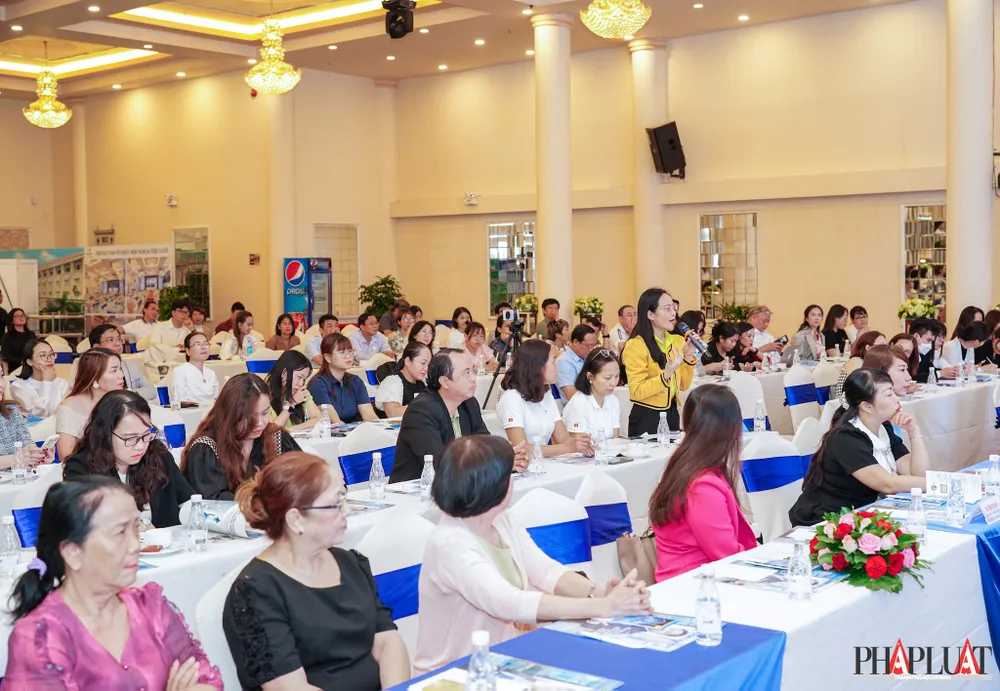 Các doanh nghiệp chia sẻ, trao đổi về cách ứng dụng AI Powered-TMS để giải quyết bài toán phát triển nhân lực kế thừa.