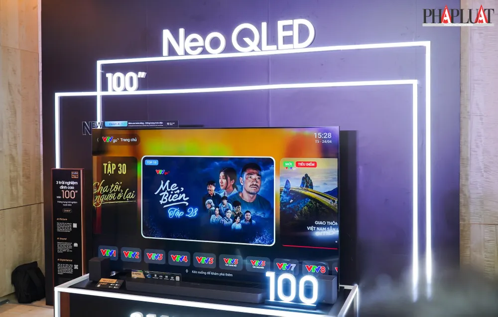 TV thông minh ngày càng rẻ và nhiều công nghệ. Ảnh: TIỂU MINH TV thông minh ngày càng rẻ và nhiều công nghệ. Ảnh: TIỂU MINH