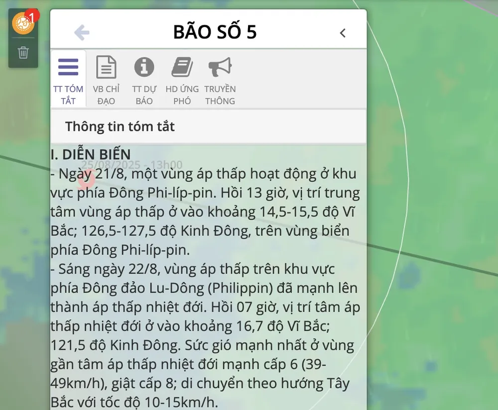 Cập nhật thông tin mới nhất về cơn bão số 5. Ảnh: TIỂU MINH