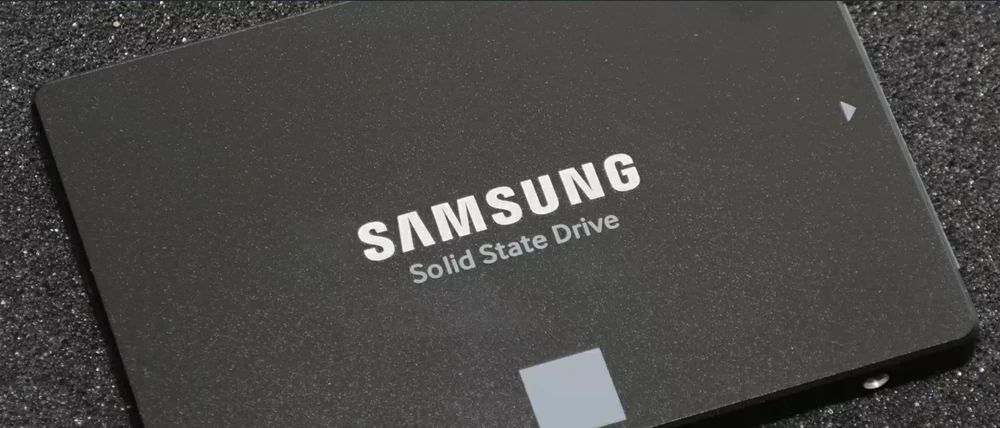 Tin công nghệ 16-12: Samsung lên tiếng về tin đồn ngừng sản xuất SSD.