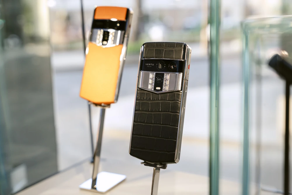 Tin công nghệ 28-12: Vertu thường được lựa chọn làm quà tặng cao cấp dịp cuối năm.