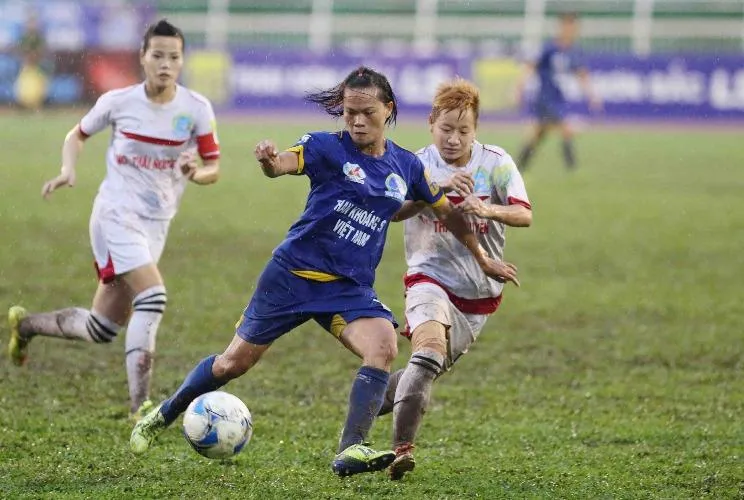 Bất ngờ đánh bại TNG Thái Nguyên lượt đấu cuối, Than Khoáng Sản VN giành suất vào bán kết. ẢNH: CMQ