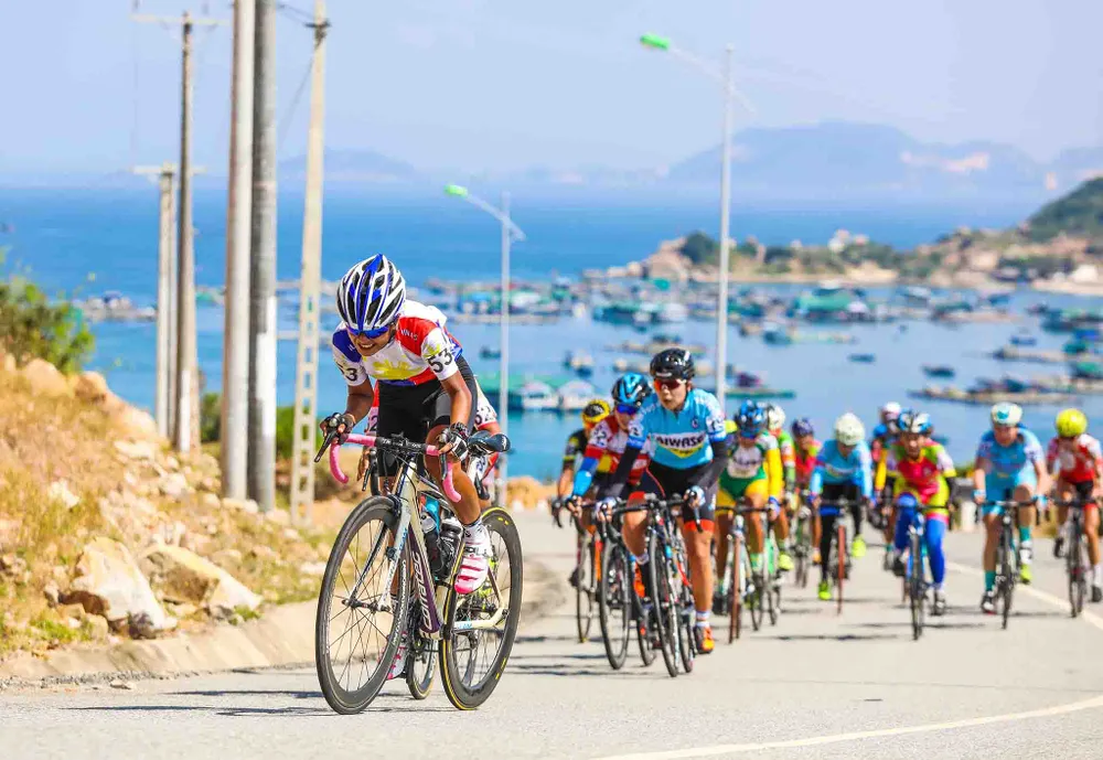 Tay đua 42 tuổi khẳng định ngôi “nữ hoàng leo núi“ ảnh 7 Tay đua 42 tuổi khẳng định ngôi “nữ hoàng leo núi“ ảnh 7