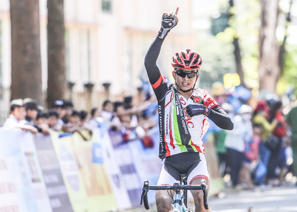 Tay đua 16 tuổi xuất thần thắng giải đua xe đạp BTV ảnh 5