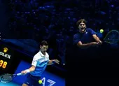 Zverev tái hiện màn ngáng đường Djokovic tại Olympic
