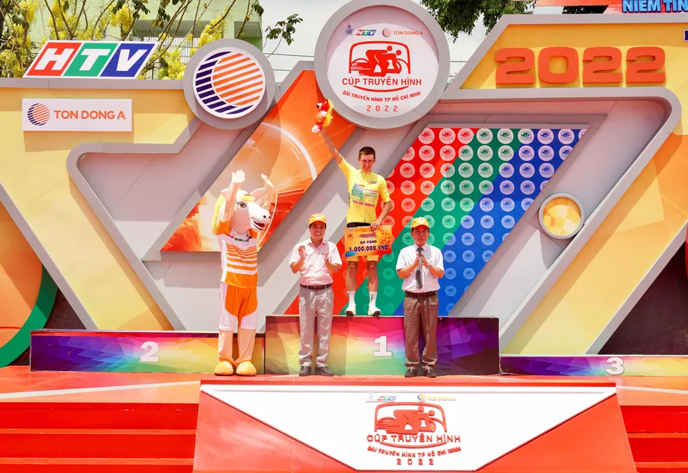 Igor Frolov bảo toàn Áo vàng sau 15 chặng. ẢNH: PHẠM HUY