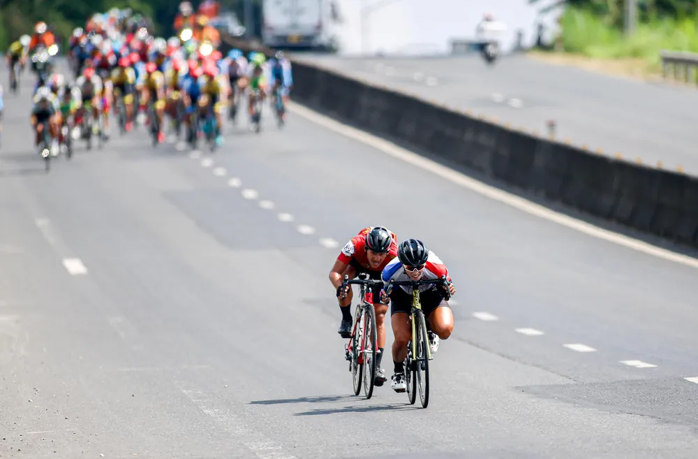 Các tay đua tận dụng những con dốc để bứt phá và dưỡng sức.