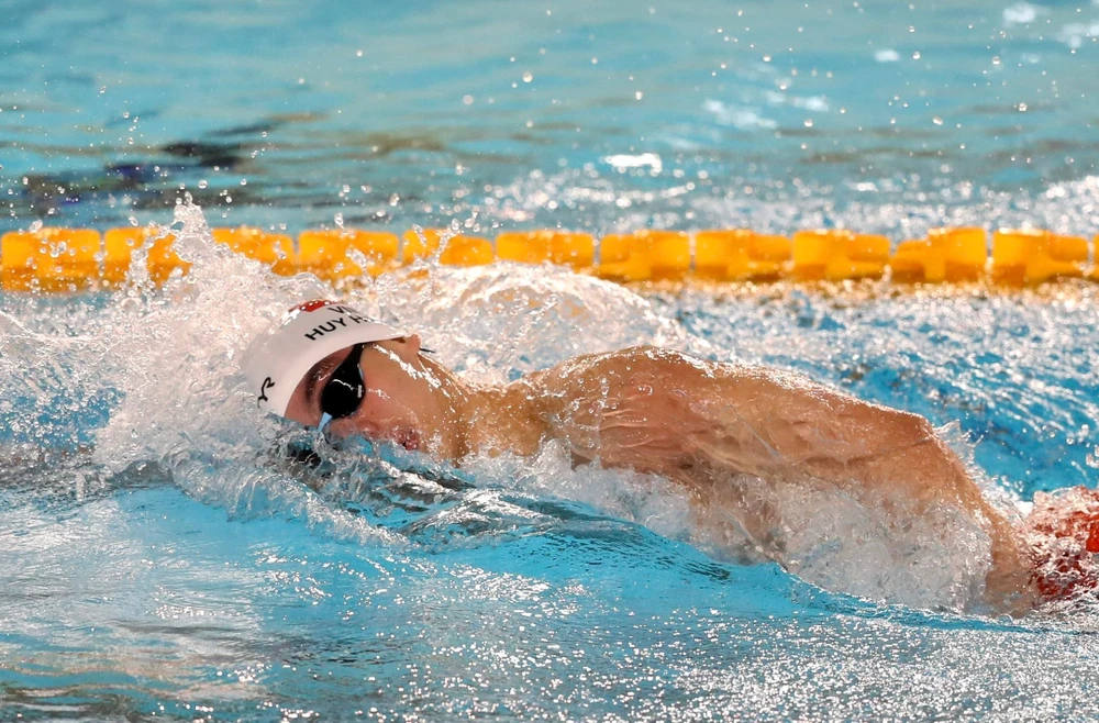 Kình ngư Huy Hoàng xuất thần đoạt 2 HCV trong ngày thi đấu cuối, trong đó có cự ly lần đầu anh tham dự 200 m bướm. ẢNH: ANH PHƯƠNG