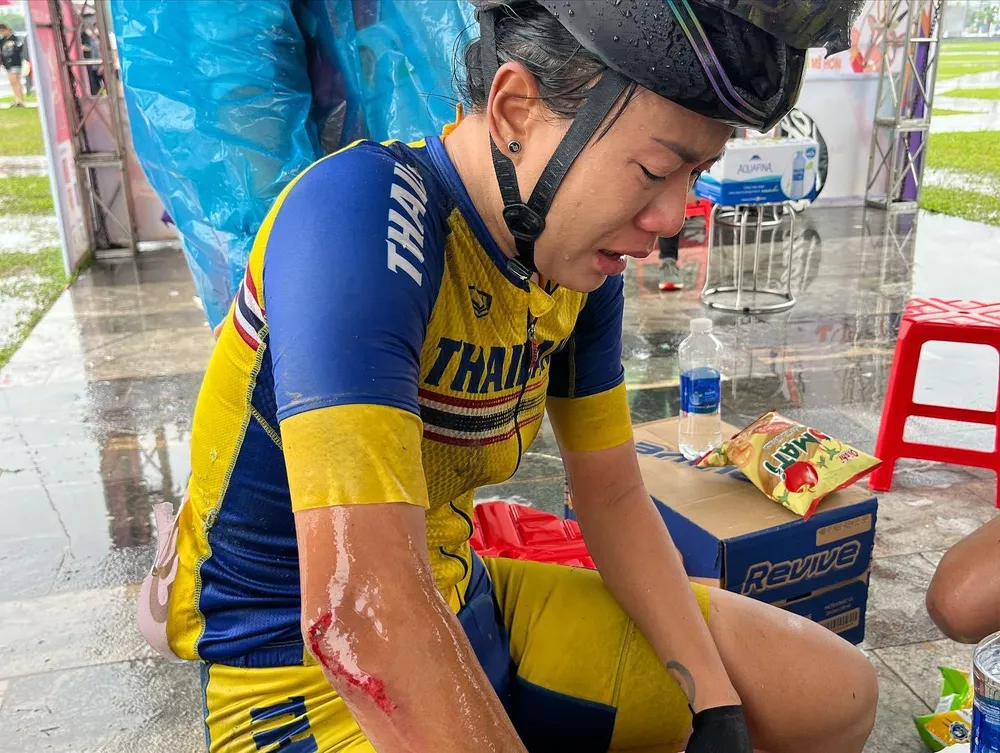 VĐV của tuyển nữ Thái Lan và...