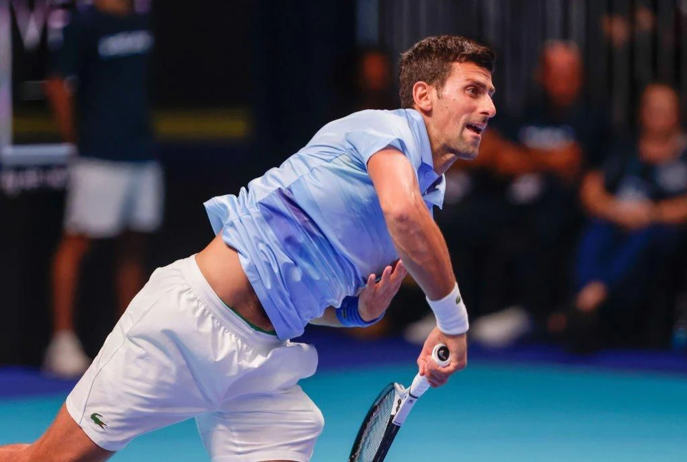Giao bóng tốt giúp Djokovic thắng nhanh tại ATP 500 Astana. Ảnh: GETTY Giao bóng tốt giúp Djokovic thắng nhanh tại ATP 500 Astana. Ảnh: GETTY