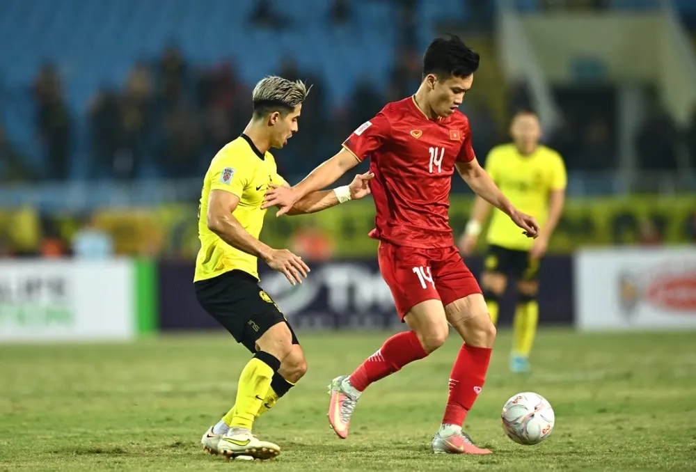 Tiền vệ Hoàng Đức là 1 trong 2 tuyển thủ Việt Nam có giá trị cao nhất trên thị trường chuyển nhượng quốc tế. Ảnh: HẢI THỊNH Tiền vệ Hoàng Đức là 1 trong 2 tuyển thủ Việt Nam có giá trị cao nhất trên thị trường chuyển nhượng quốc tế. Ảnh: HẢI THỊNH