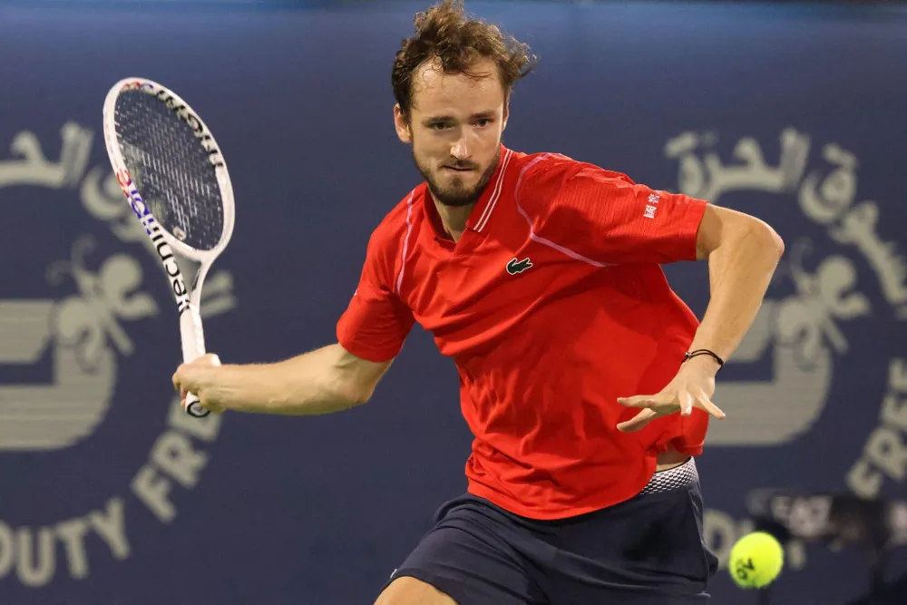 Medvedev sẽ là đối thủ của tay vợt số thế giới Djokovic tại bán kết. Ảnh: GETTY