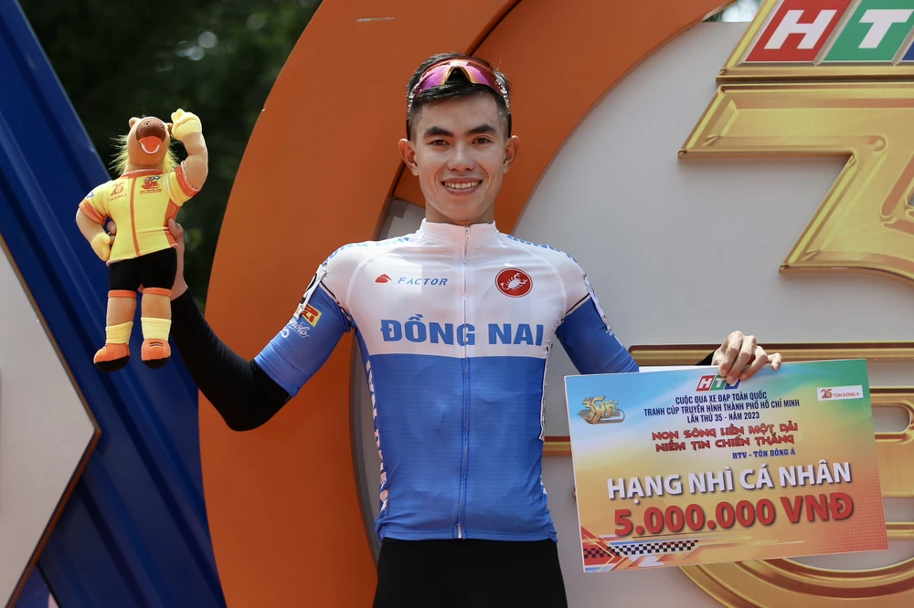 Tay đua Đồng Nai - Nguyễn Hướng.