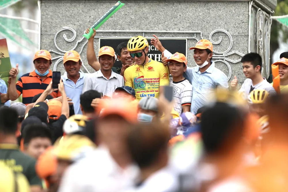 5 năm sau chức vô địch của Nguyễn Thành Tâm, xe đạp An Giang lại đón chờ tân áo vàng Cúp Truyền Hình 2023 - Petr Rikunov.