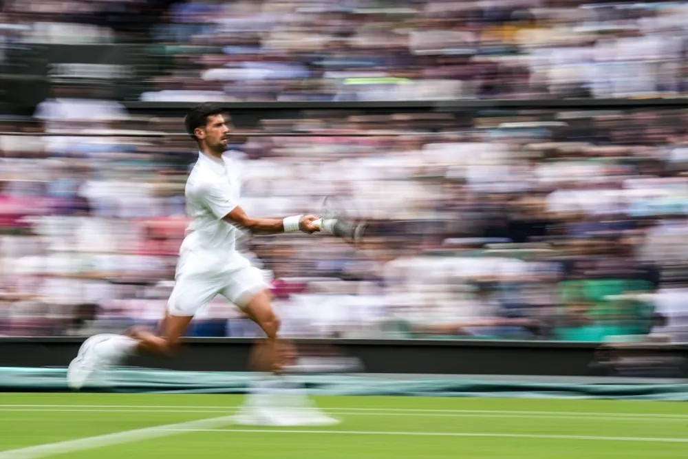 Người hâm mộ kỳ vọng Djokovic sẽ đối đầu Alcaraz tại trận chung kết. Ảnh: GETTY Người hâm mộ kỳ vọng Djokovic sẽ đối đầu Alcaraz tại trận chung kết. Ảnh: GETTY