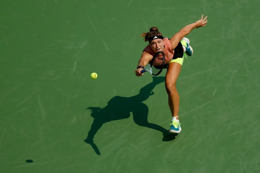 Muchova tranh ngôi vô địch Masters Cincinnati với Coco Gauff. Ảnh: GETTY