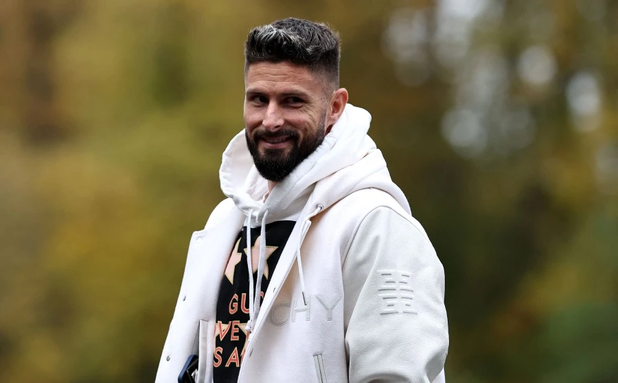 giroud-1.jpg