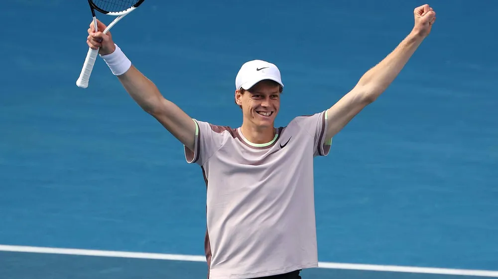 Sinner ăn mừng chiến thắng trước Djokovic tại bán kết. Ảnh: GETTY Tân vương Úc mở rộng
