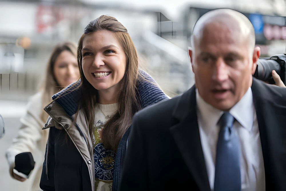 Halep và luật sư riêng đến phiên điều trần tại Lausane. Ảnh: GETTY Halep tự tin lật ngược lệnh cấm doping