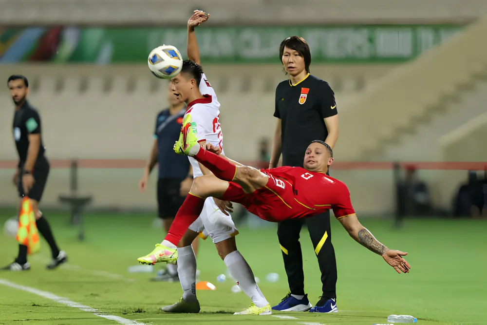 cựu HLV Trung Quốc Li Tie