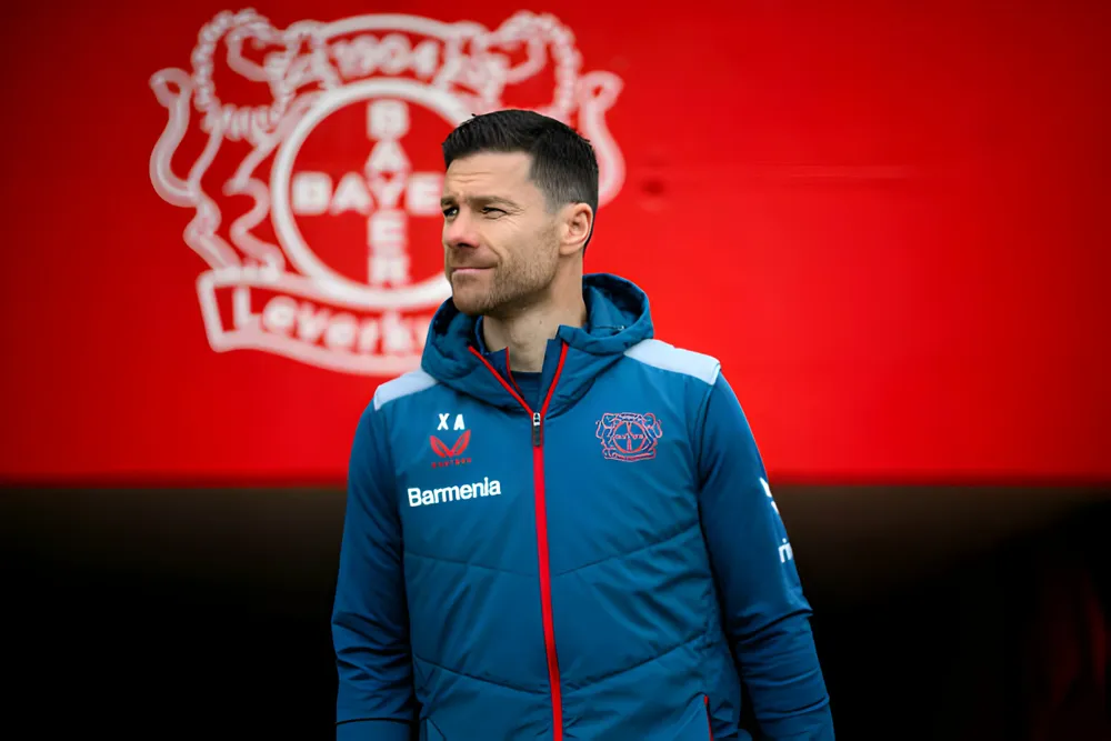 Alonso gửi lời đanh thép đến Liverpool