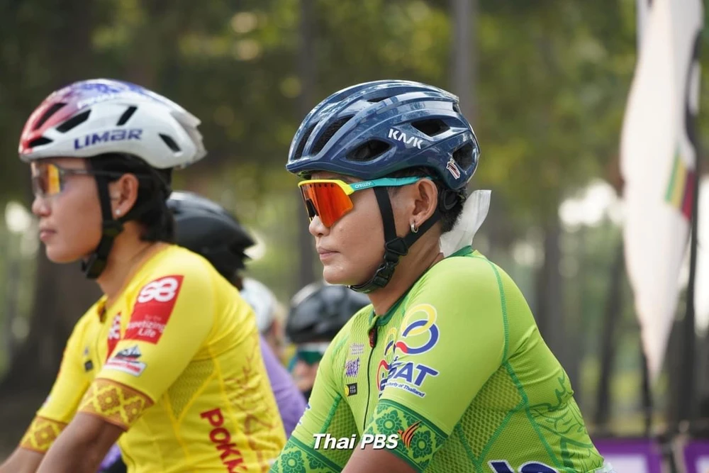 Nguyễn Thị Thật hai lần liên tiếp đánh bại kình địch Jutatip trên đất Thái. Ảnh: THAIPBS tay-dua-nguyen-thi-that-2.JPG
