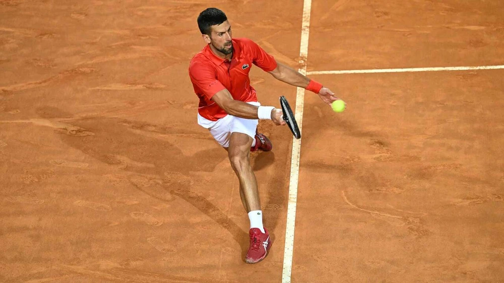 Ở tuổi 36, Djokovic vẫn là tay vợt được yêu thích nhất. djokovic-bi-binh-giu-nhiet-roi-trung-dau-1.jpeg