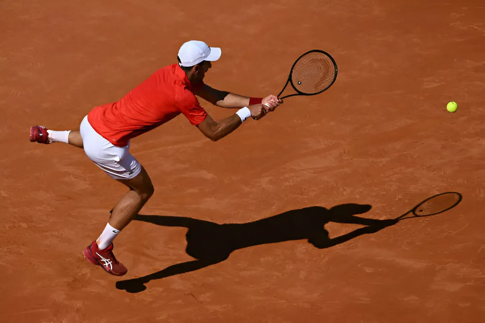 Tay vợt số 1 thế giới thua trắng hai set tại vòng 3. novak-djokovic-dai-bai-2.jpg