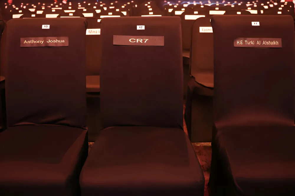 Hàng ghế VIP dành cho Ronaldo tại "cuộc so găng thế kỷ". arsenal-khong-the-vo-dich-1.jpg